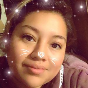 Meet your Posher, Ana lilia